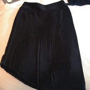 Saks Fifth Avenue black asymmetrical pleated skirt